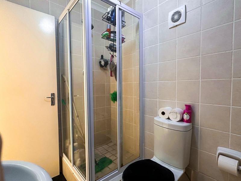 To Let 2 Bedroom Property for Rent in Gordons Bay Western Cape